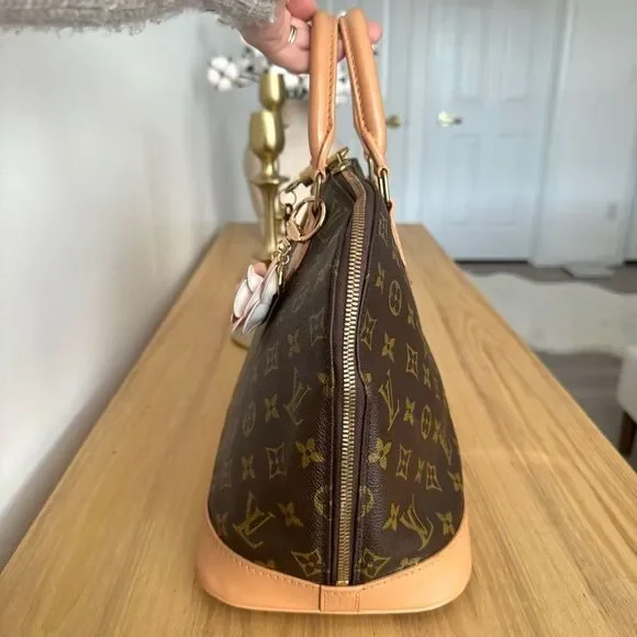✅AUTHENTIC✅LOUIS VUITTON ALMA PM - Picture 7 of 16